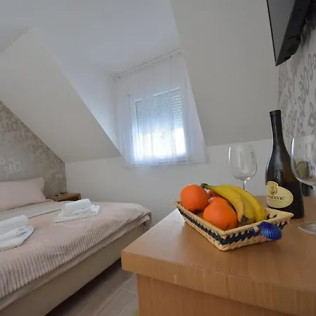 Luznjanin Restoran I Sobe Josanicka Banja